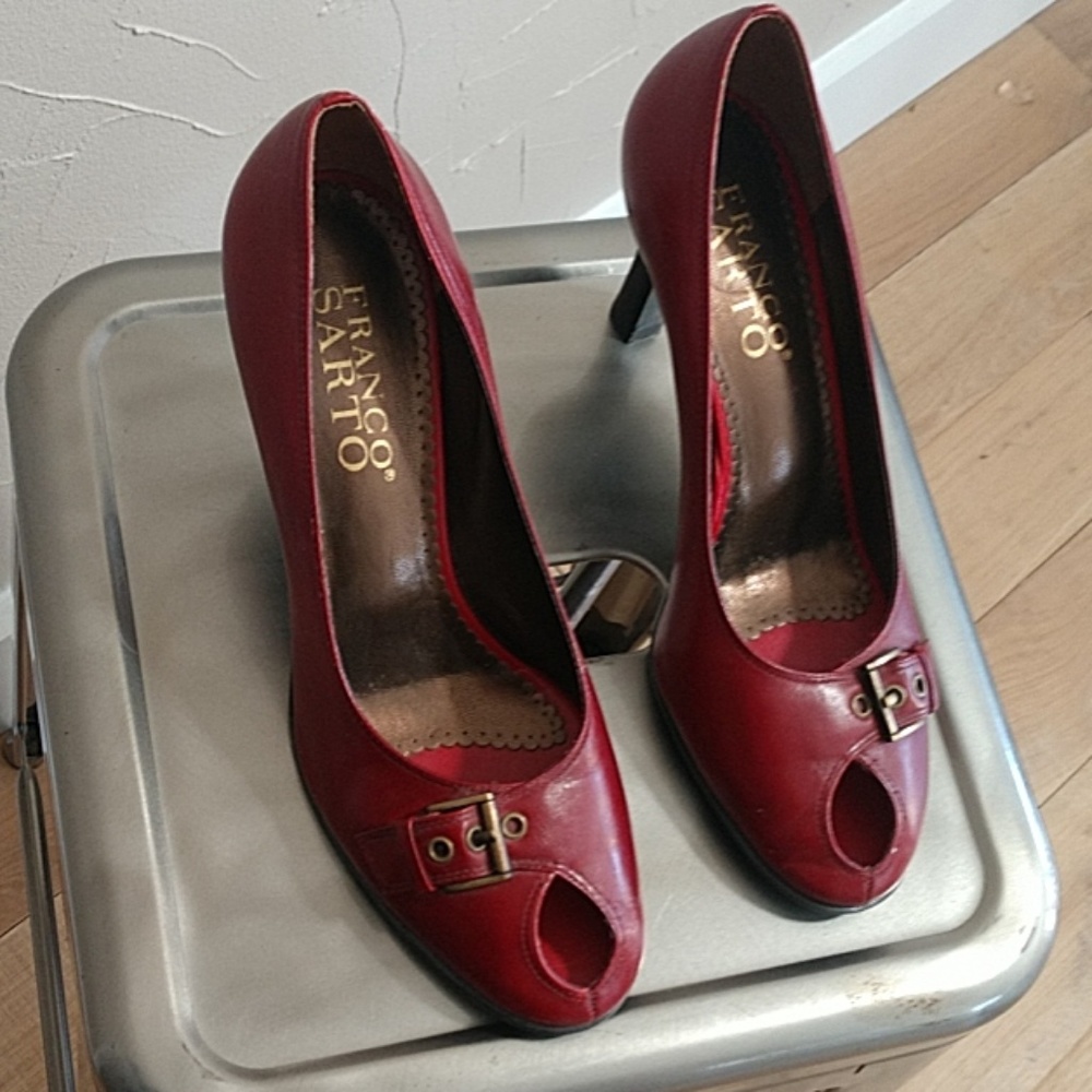 Franco Sarto Heels | Leather | Peep-Toe | Buckle